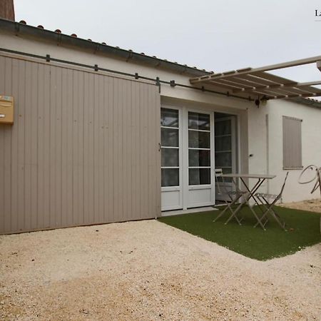 House On The Island Of Oleron Near The Cotiniere Villa Saint-Pierre-d'Oleron Luaran gambar