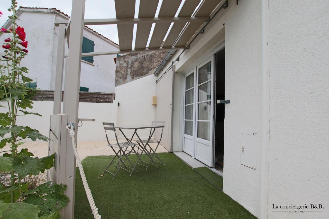 House On The Island Of Oleron Near The Cotiniere Villa Saint-Pierre-d'Oleron Luaran gambar